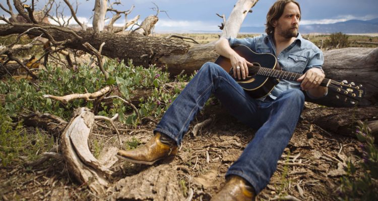 HAYES CARLL TALKS ABOUT HIS MUSIC AND NEW CD!