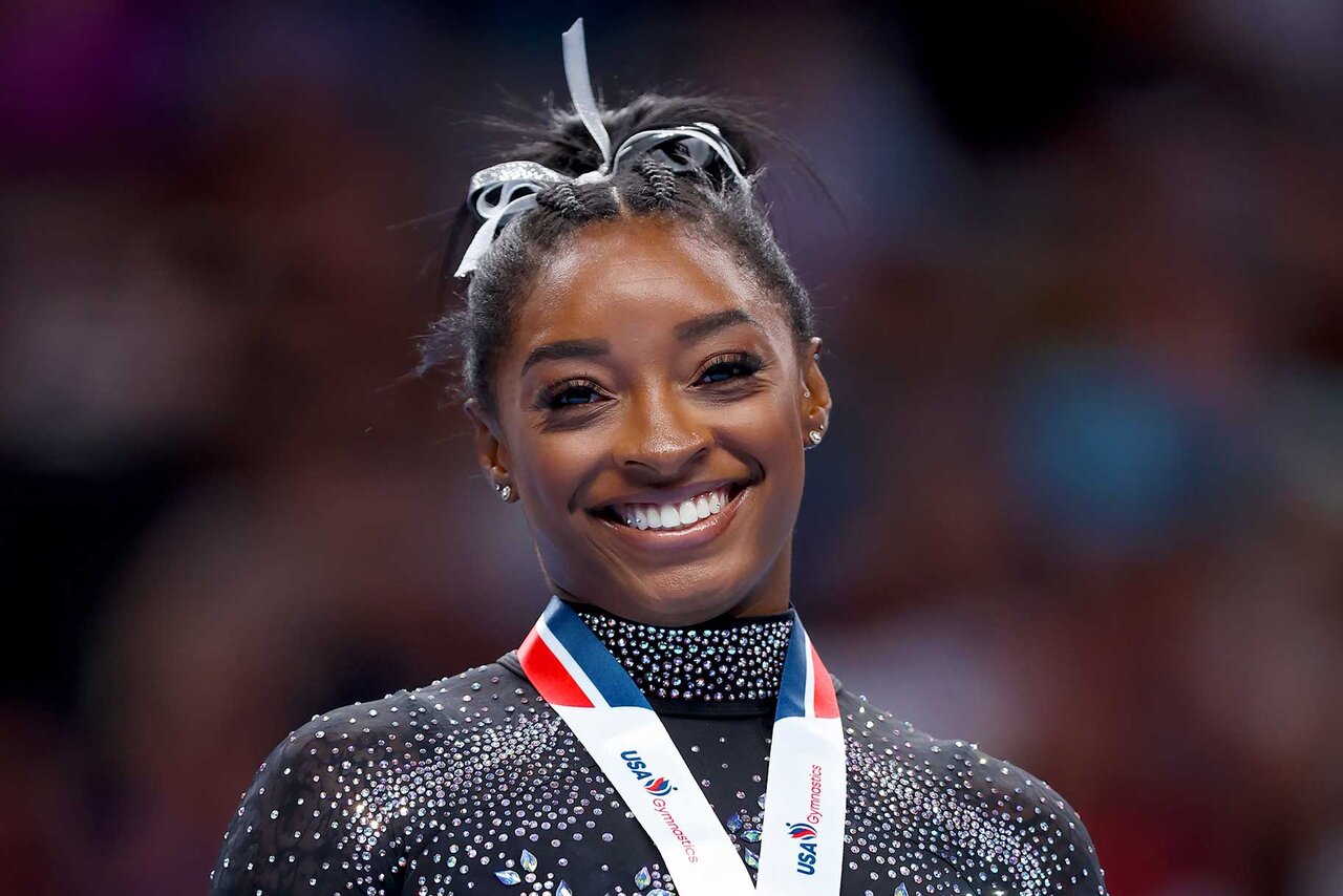 "Celebrating Simone Biles' Historic Triumph at the 2023 Artistic